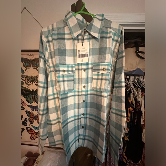 Spell Maverick Flannel shirt 🦋🦋 - Picture 2 of 5